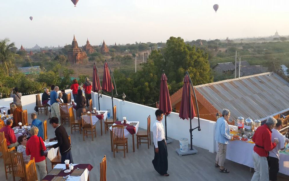 Manisanda Hotel Баган Экстерьер фото