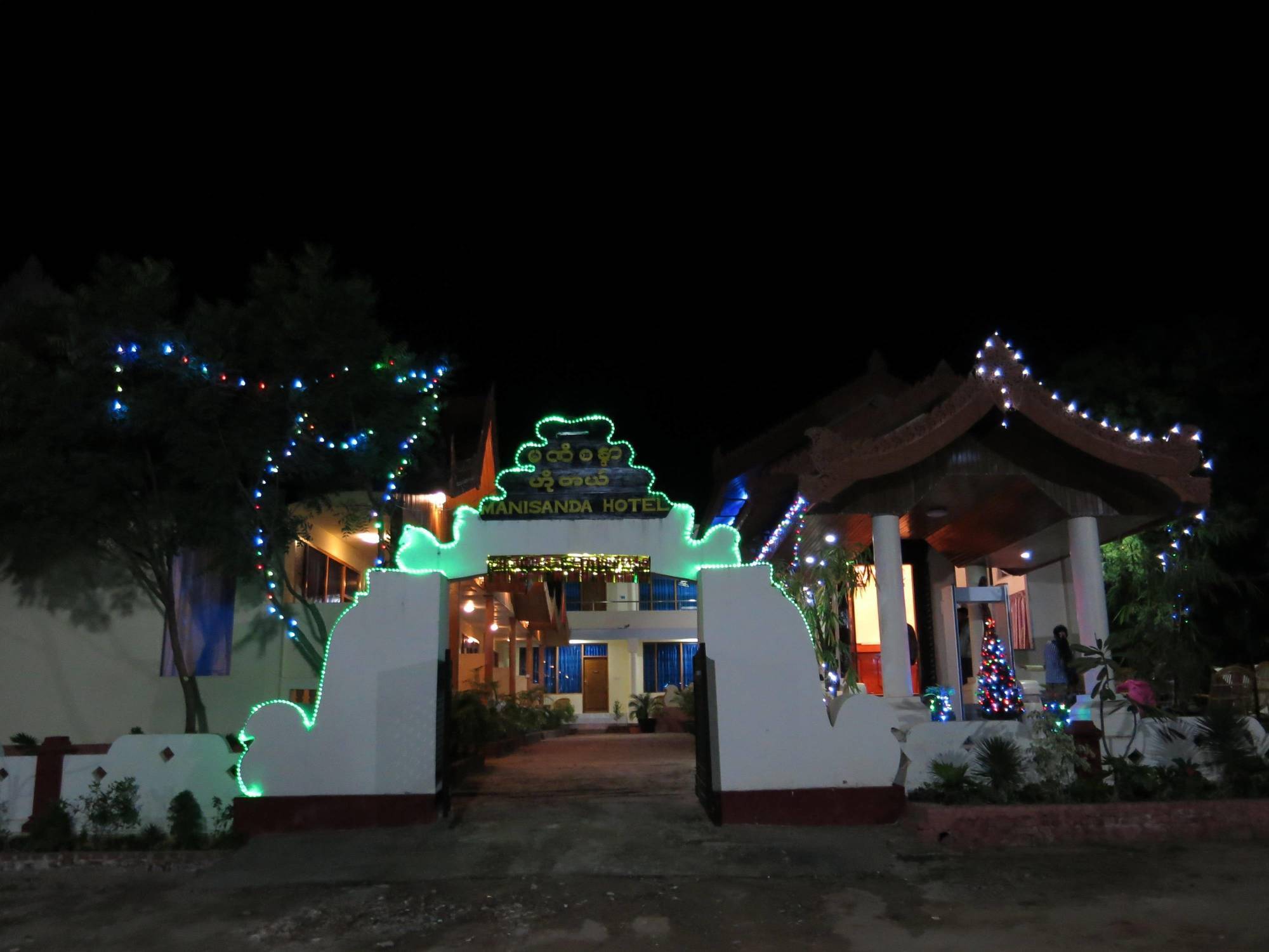 Manisanda Hotel Баган Экстерьер фото
